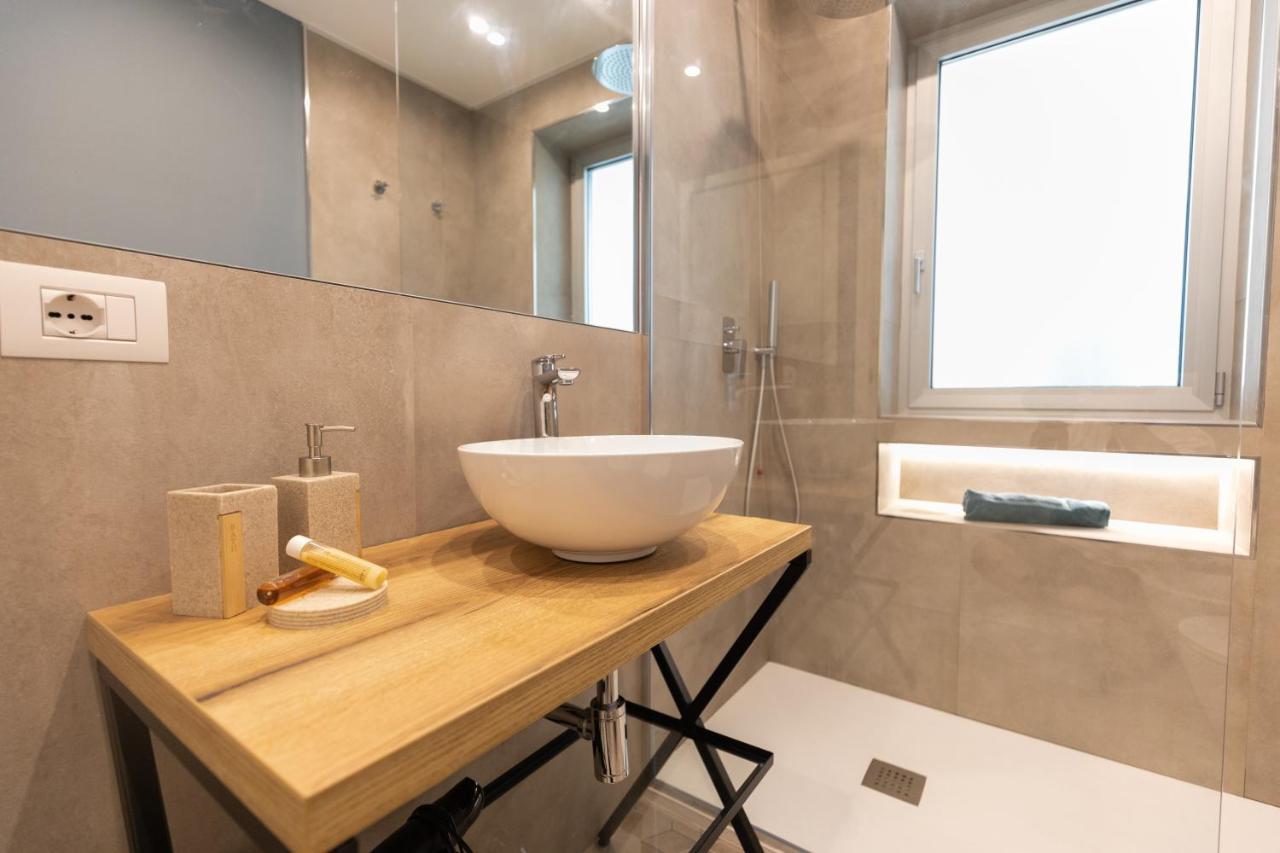 Molo Brin Rooms & Suites Olbia Bagian luar foto