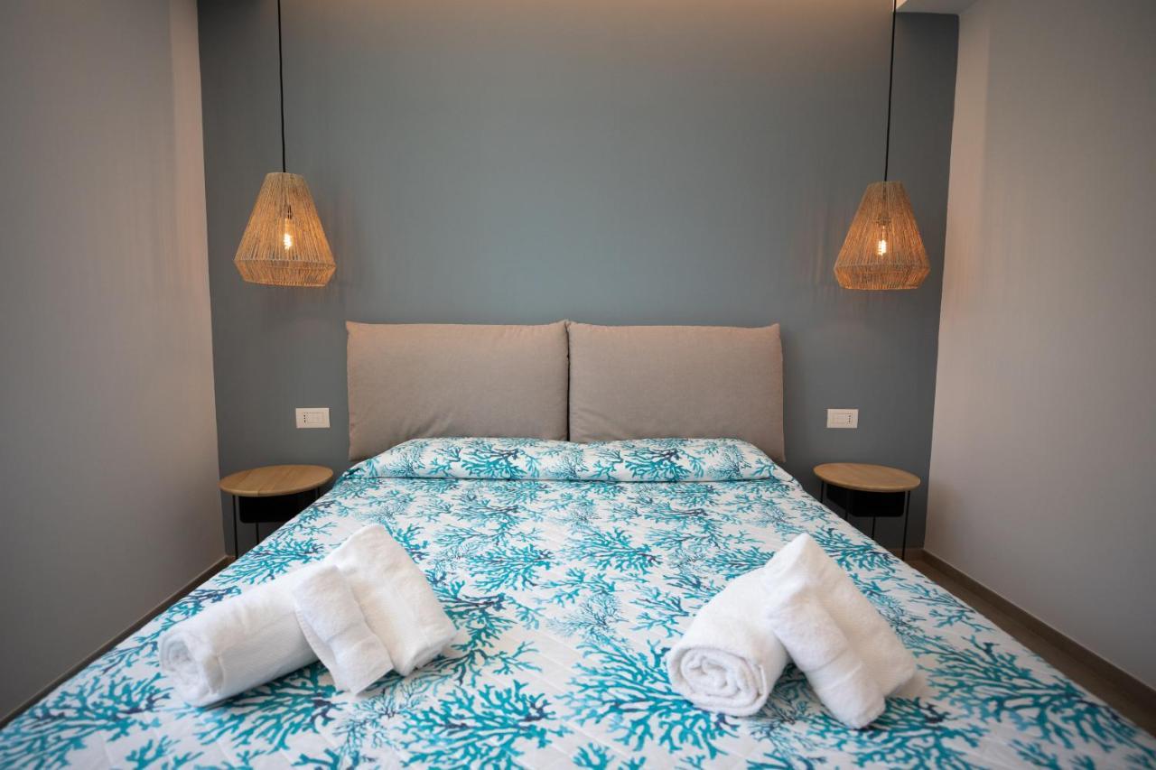 Molo Brin Rooms & Suites Olbia Bagian luar foto